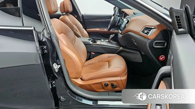 Maserati Ghibli id 3828688 из Кореи 20