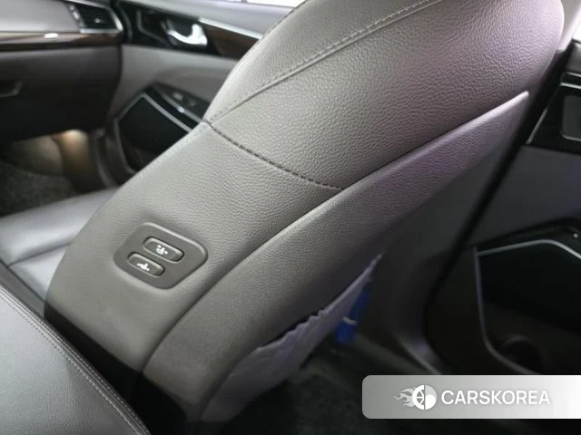 Kia Come New K7 id 4339599 из Кореи 19