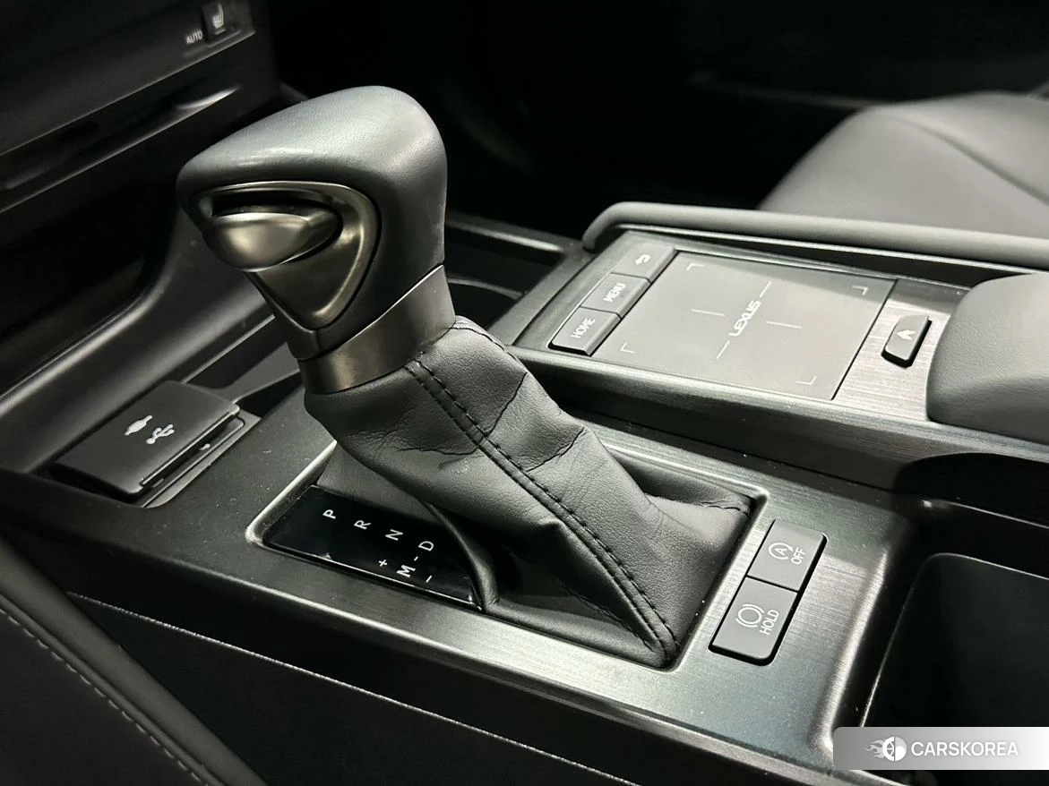 Lexus ES id 4499064 из Китая 20