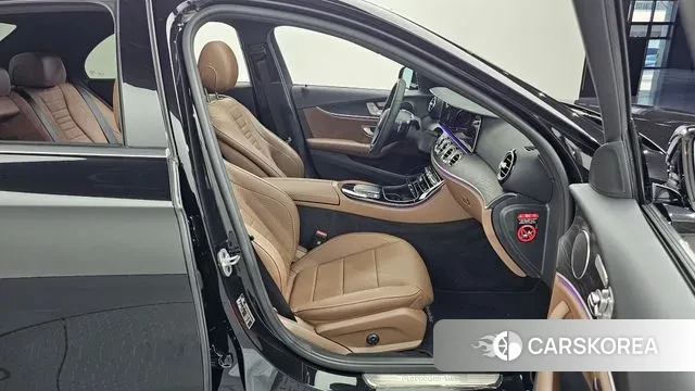 Mercedes-Benz E-Class W213 id 3159044 из Кореи 20