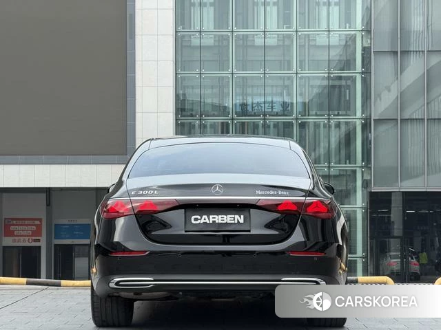 Mercedes-Benz E-class id 4265045 из Китая 17