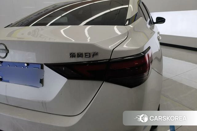 Nissan Xuan Yi id 4218185 из Китая 17