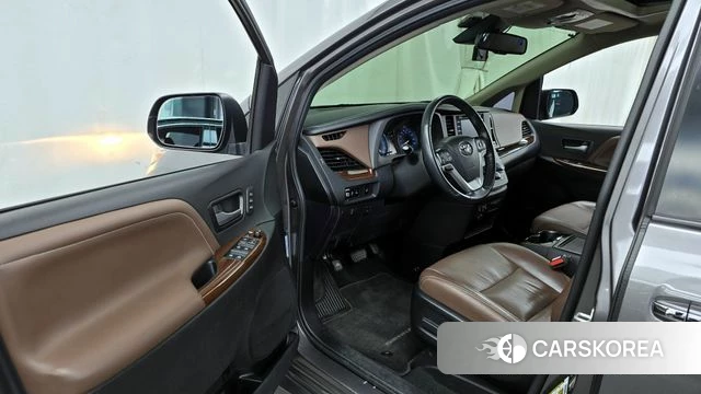 Toyota Sienna id 4196844 из Кореи 30