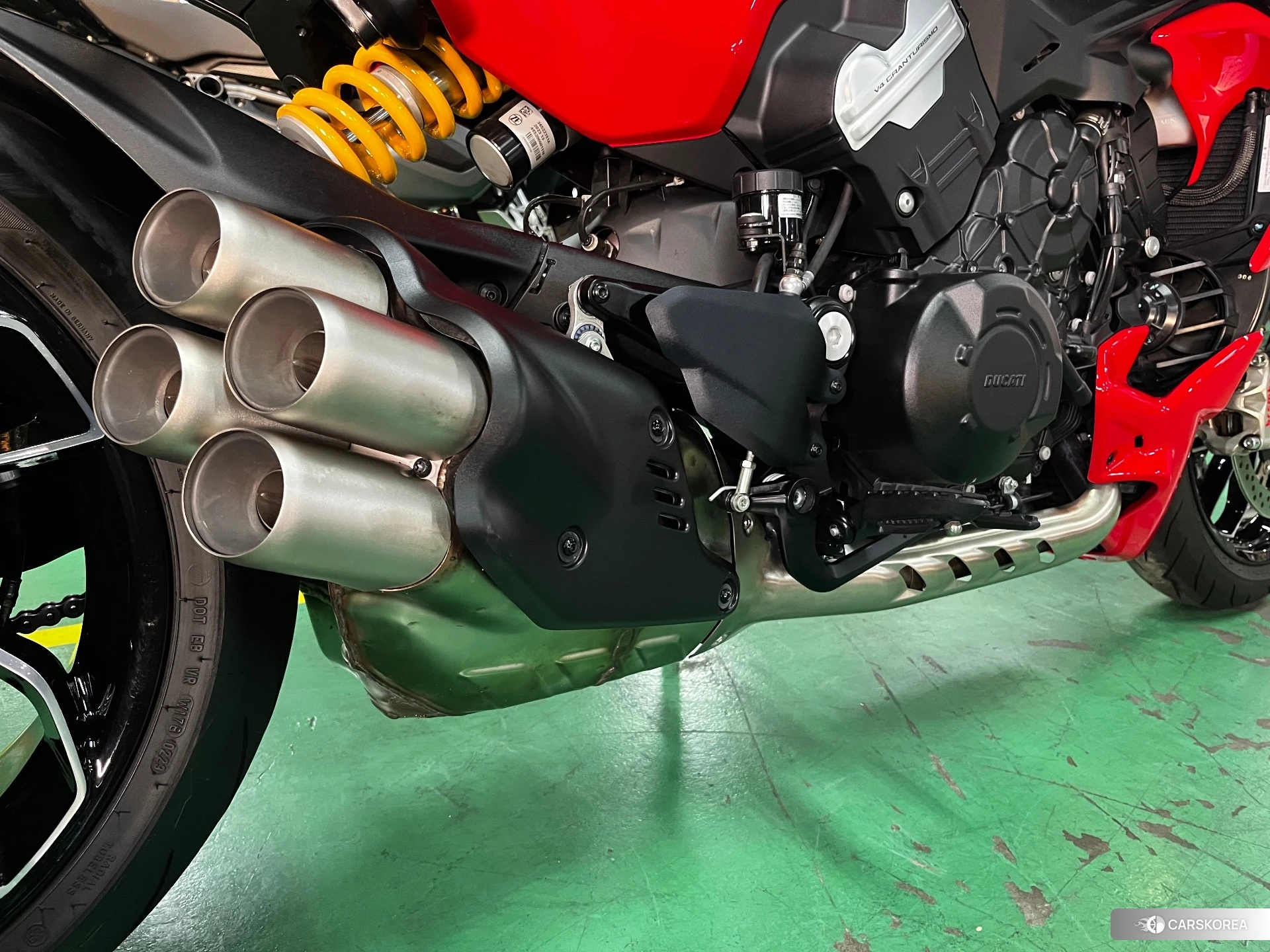 Ducati DIAVEL V4 id 4191879 из Японии 11