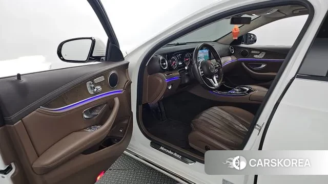 Mercedes-Benz E-Class W213 id 3055075 из Кореи 20