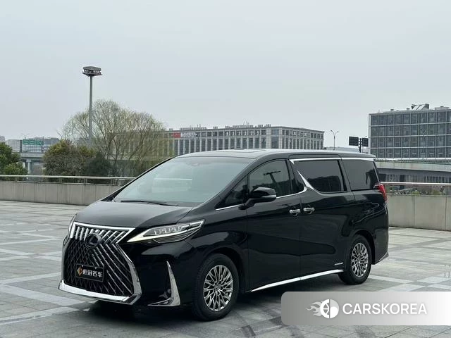 Lexus LM id 4276288 из Китая 14