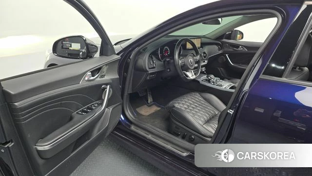 Kia Stinger Meister id 4567842 из Кореи 28