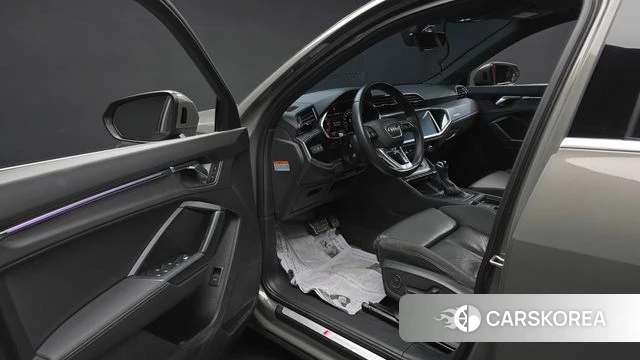 Audi Q3 (F3) id 3954958 из Кореи 20