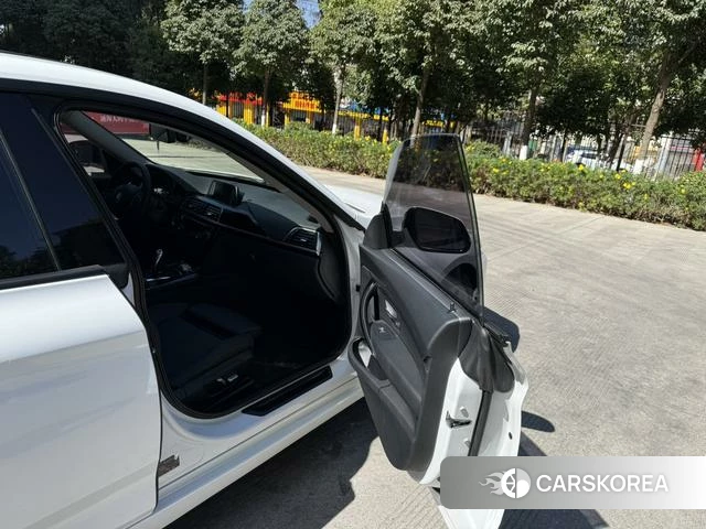 BMW 3 series GT id 3857922 из Китая 27