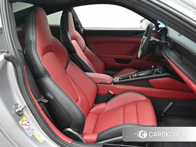 Porsche 911(992) id 4539818 из Кореи 20