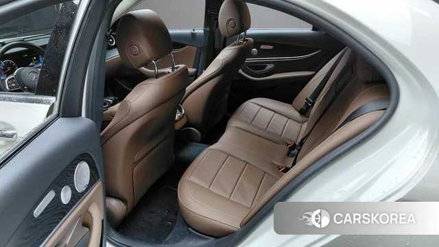 Mercedes-Benz E-Class W213 id 4568196 из Кореи 32