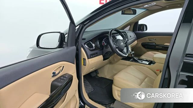 Kia The New Carnival id 4384835 из Кореи 20
