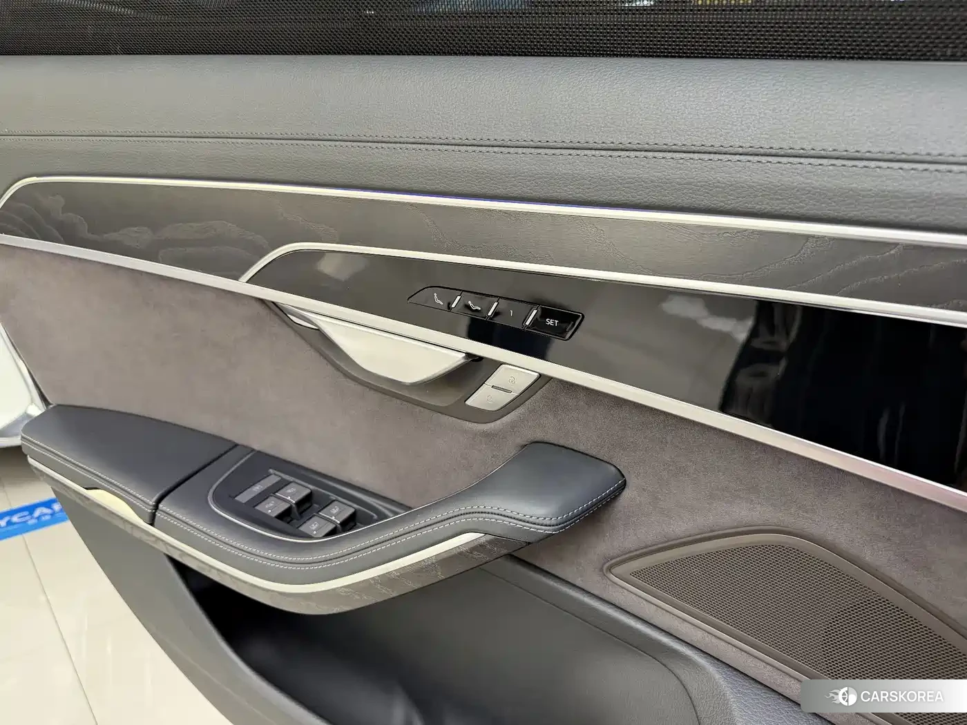 Audi A8 id 4628386 из Китая 22