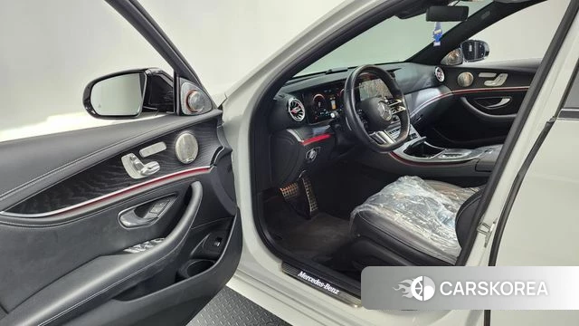 Mercedes-Benz E-Class W213 id 4304056 из Кореи 35