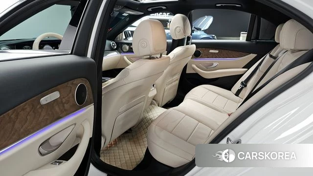 Mercedes-Benz E-Class W213 id 3833702 из Кореи 20