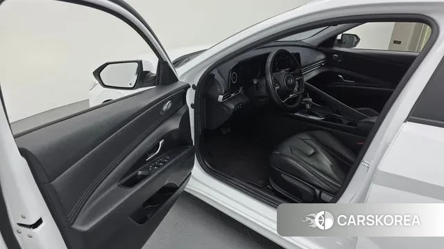 Hyundai Avante Hybrid (CN7) id 3349414 из Кореи 20