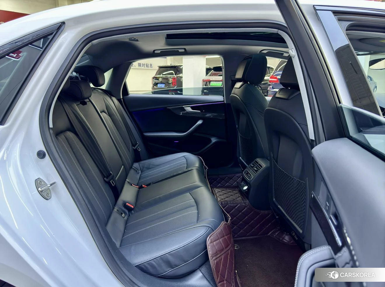 Audi A4L id 4413480 из Китая 16
