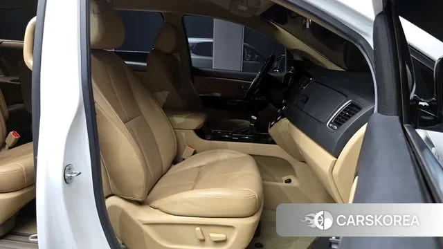 Kia The New Carnival id 3239251 из Кореи 20