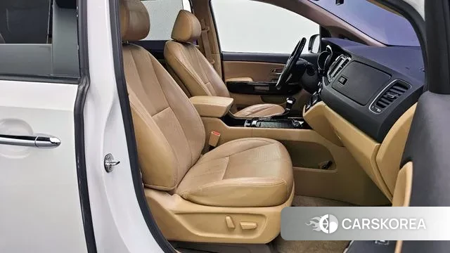 Kia All New Carnival id 3485172 из Кореи 20