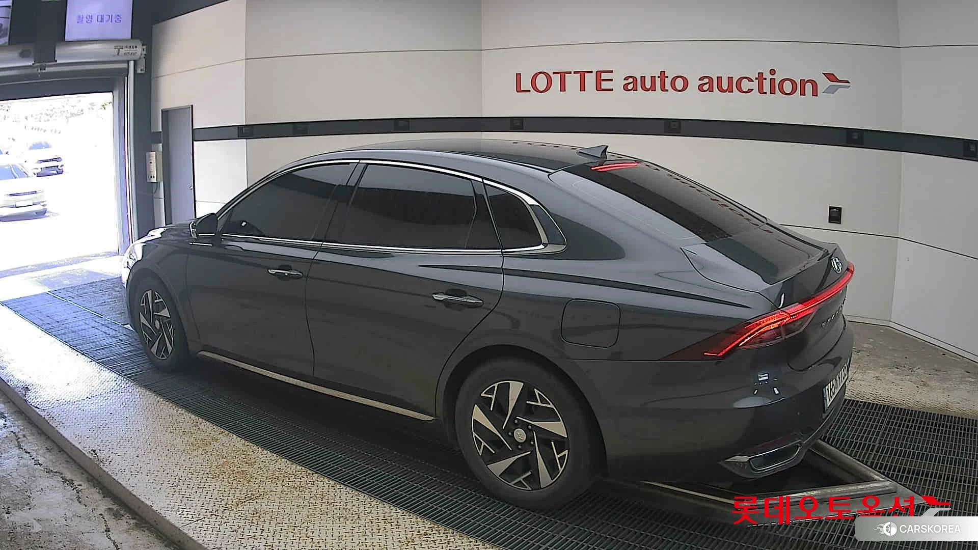 Hyundai Grandeur Hybrid id 4679338 из Кореи 38