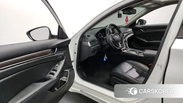 Honda Accord 10th Generation id 3656619 из Кореи 20