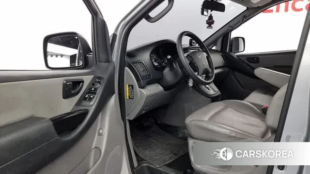 Hyundai The New Grand Starex id 3274553 из Кореи 20