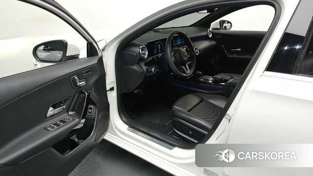 Mercedes-Benz A-Class W177 id 4780428 из Кореи 20
