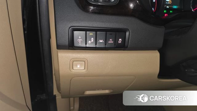 Kia The New Carnival id 4785406 из Кореи 16