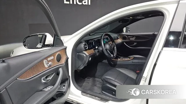 Mercedes-Benz E-Class W213 id 3681431 из Кореи 20