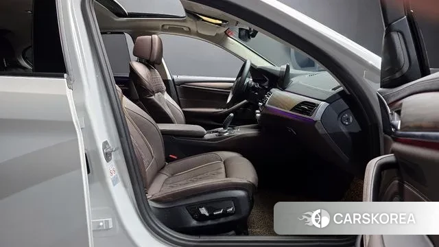 BMW 5 Series (G30) id 3002620 из Кореи 20