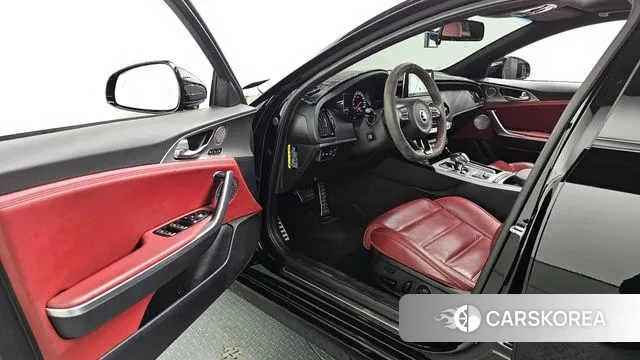 Kia Stinger id 3284571 из Кореи 20