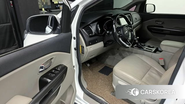 Kia The New Carnival id 3801602 из Кореи 20