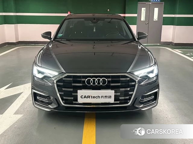 Audi A6L id 4261850 из Китая 27