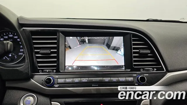 Hyundai Avante AD id 2699722 из Кореи 20