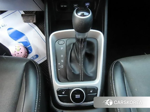 Hyundai Venue id 4453353 из Кореи 19