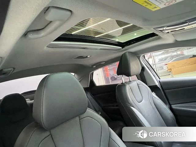 Hyundai Elantra id 4307627 из Китая 27