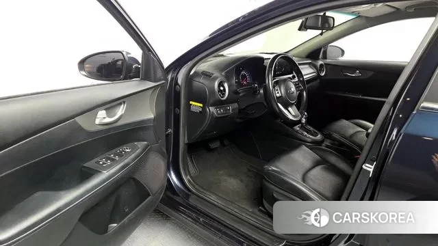 Kia Come New K3 id 3723714 из Кореи 20