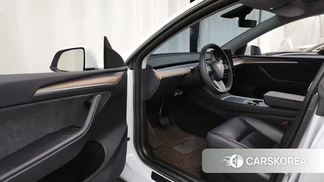 Tesla Model Y id 3011237 из Кореи 20