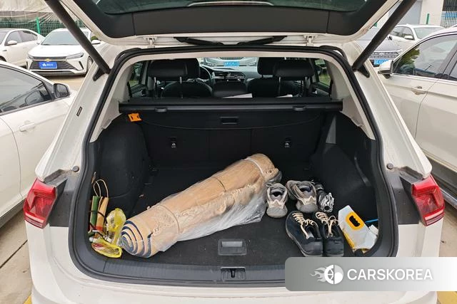 Volkswagen Tiguan L PHEV id 4242348 из Китая 17