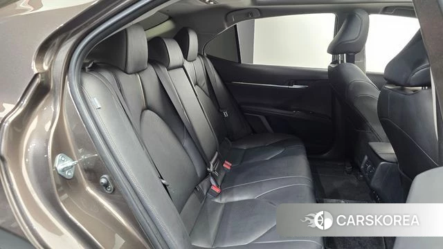 Toyota Camry (XV70) id 4403125 из Кореи 30