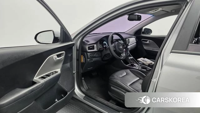 Kia Niro id 4397791 из Кореи 32