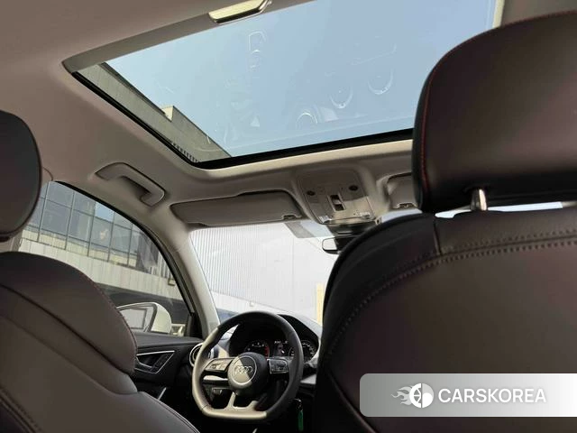 Audi Q2L id 4277112 из Китая 17