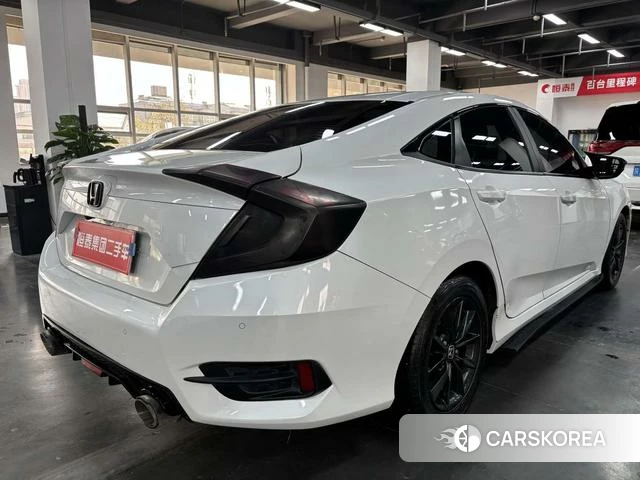 Honda Civic id 4190475 из Китая 12