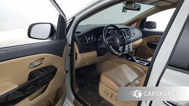 Kia The New Carnival id 4188541 из Кореи 32