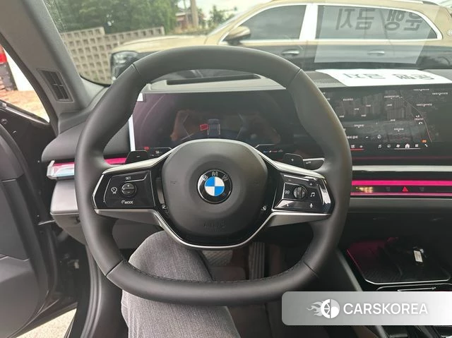 BMW 5 Series (G60) id 4607314 из Кореи 15
