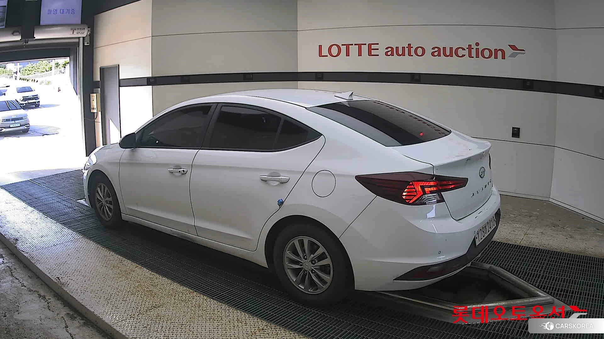 Hyundai Avante id 4674111 из Кореи 36