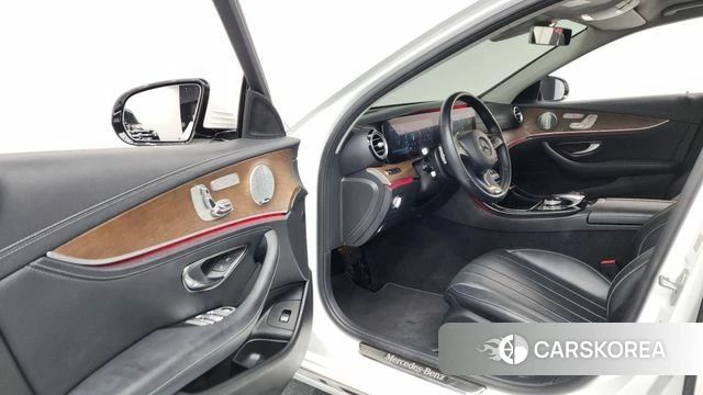 Mercedes-Benz E-Class W213 id 3861657 из Кореи 20