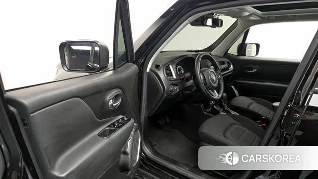 Jeep Renegade id 3940770 из Кореи 20