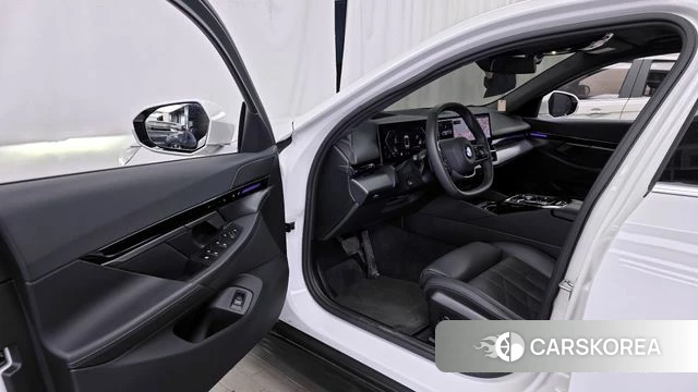 BMW 5 Series (G60) id 3831824 из Кореи 20