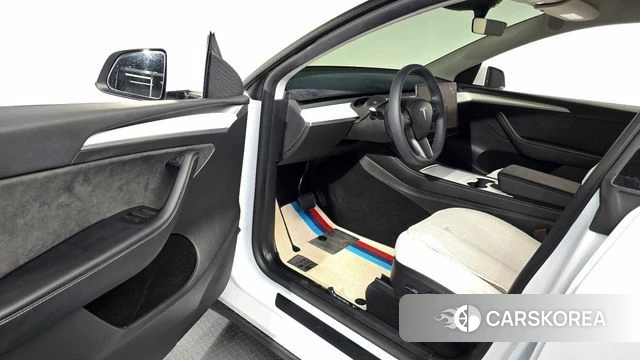 Tesla Model Y id 4571539 из Кореи 32